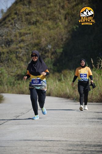 Race photo from Kelud Vertical Challenge 2024