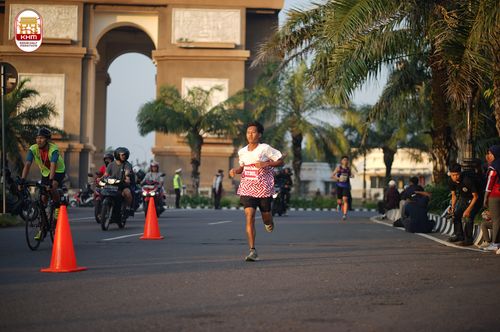 Race photo from Kediri Half Marathon 2024