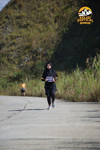 Race photo from Kelud Vertical Challenge 2024