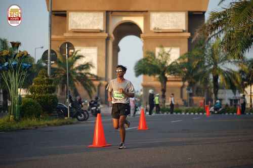 Race photo from Kediri Half Marathon 2024