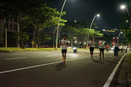Race photo from PIK NITE RUN VIBES