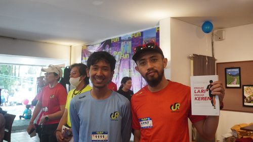 Race photo from Happy One Decade Unpad Runner