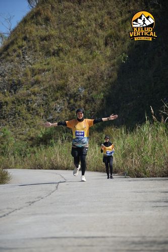 Race photo from Kelud Vertical Challenge 2024