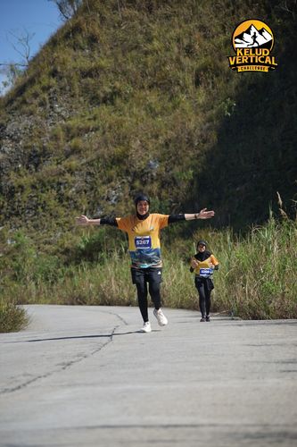 Race photo from Kelud Vertical Challenge 2024