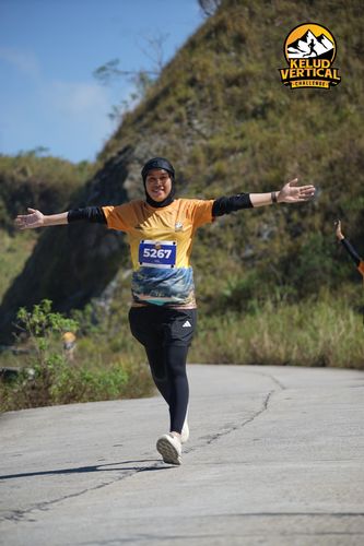 Race photo from Kelud Vertical Challenge 2024