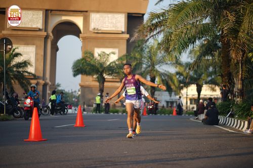 Race photo from Kediri Half Marathon 2024