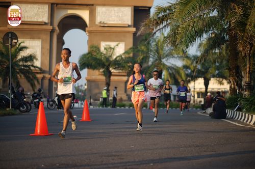 Race photo from Kediri Half Marathon 2024