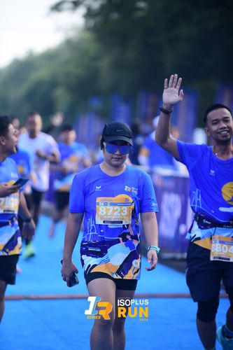 Race photo from Isoplus Run 2024 Surabaya