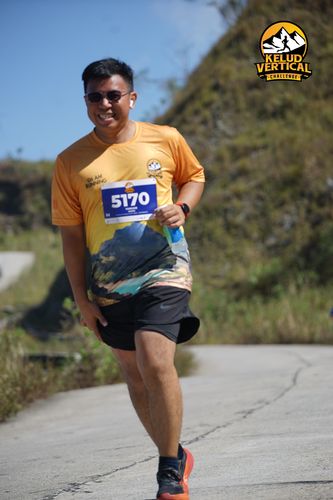 Race photo from Kelud Vertical Challenge 2024