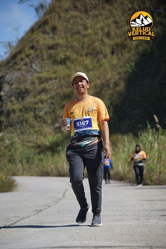 Race photo from Kelud Vertical Challenge 2024