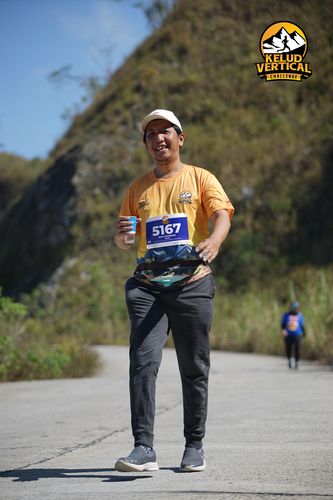 Race photo from Kelud Vertical Challenge 2024