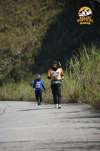 Race photo from Kelud Vertical Challenge 2024