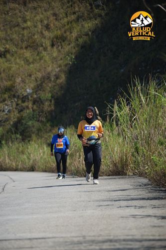 Race photo from Kelud Vertical Challenge 2024