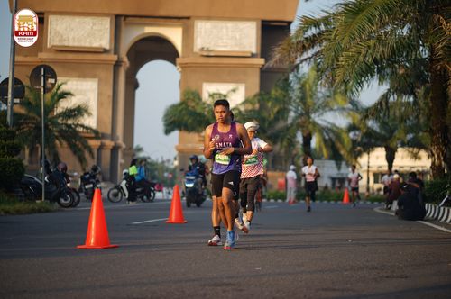 Race photo from Kediri Half Marathon 2024