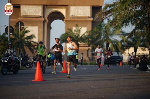Race photo from Kediri Half Marathon 2024