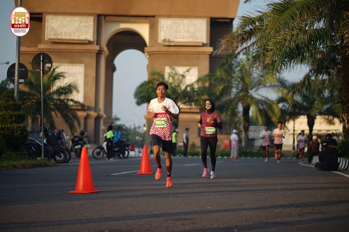 Race photo from Kediri Half Marathon 2024