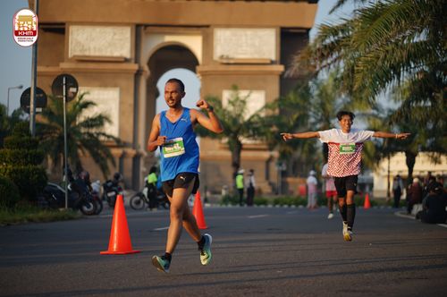 Race photo from Kediri Half Marathon 2024