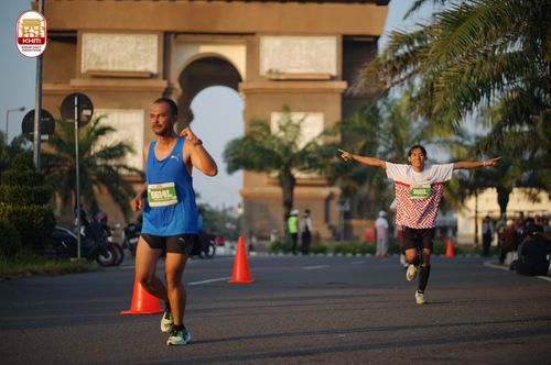 Race photo from Kediri Half Marathon 2024