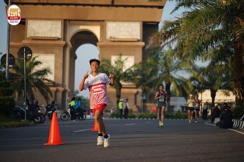 Race photo from Kediri Half Marathon 2024