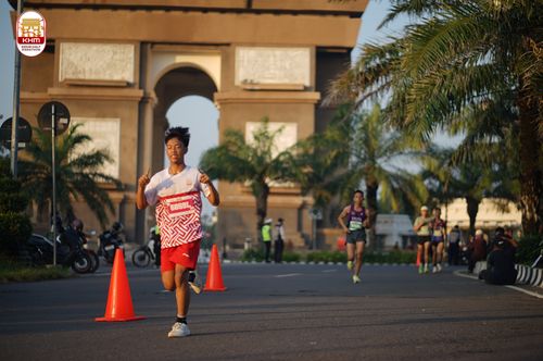 Race photo from Kediri Half Marathon 2024