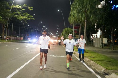Race photo from PIK NITE RUN VIBES