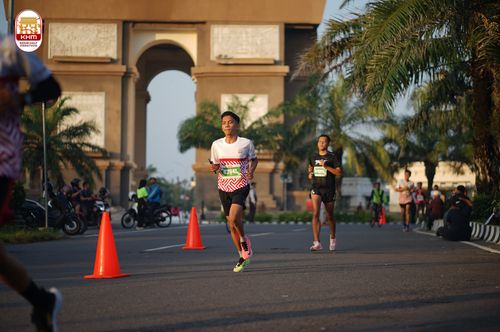 Race photo from Kediri Half Marathon 2024