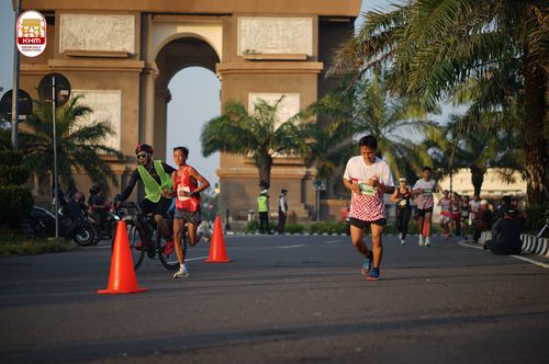 Race photo from Kediri Half Marathon 2024