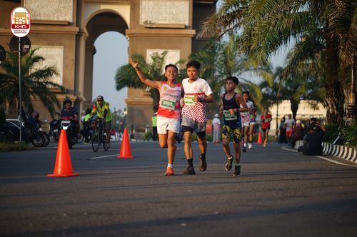 Race photo from Kediri Half Marathon 2024