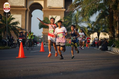 Race photo from Kediri Half Marathon 2024