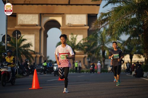 Race photo from Kediri Half Marathon 2024