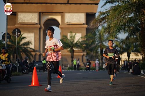Race photo from Kediri Half Marathon 2024
