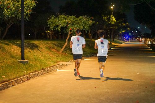 Race photo from PIK NITE RUN VIBES