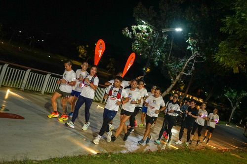 Race photo from PIK NITE RUN VIBES