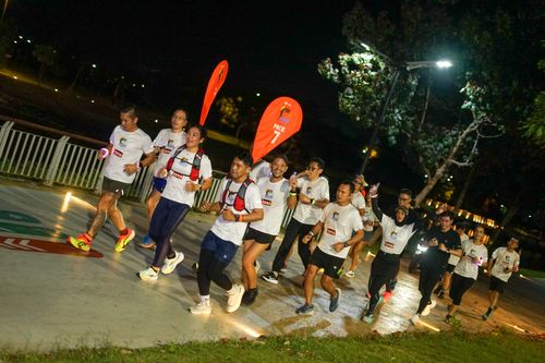 Race photo from PIK NITE RUN VIBES
