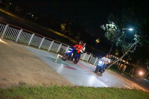Race photo from PIK NITE RUN VIBES