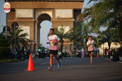 Race photo from Kediri Half Marathon 2024