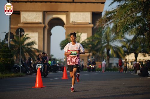 Race photo from Kediri Half Marathon 2024