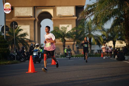 Race photo from Kediri Half Marathon 2024