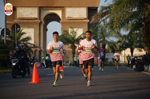 Race photo from Kediri Half Marathon 2024