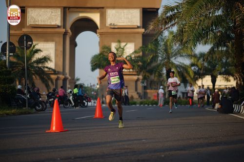 Race photo from Kediri Half Marathon 2024