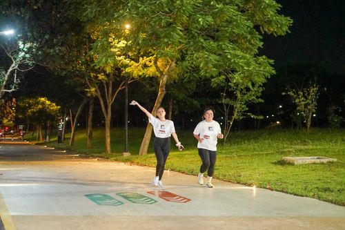 Race photo from PIK NITE RUN VIBES