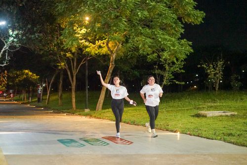 Race photo from PIK NITE RUN VIBES