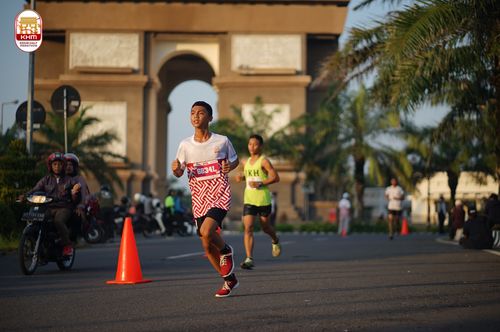 Race photo from Kediri Half Marathon 2024