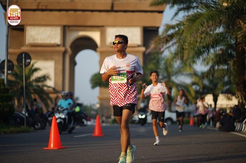 Race photo from Kediri Half Marathon 2024