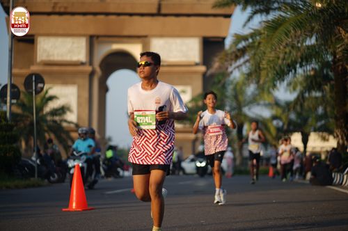Race photo from Kediri Half Marathon 2024
