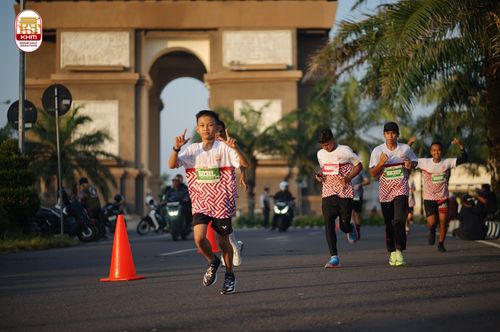 Race photo from Kediri Half Marathon 2024