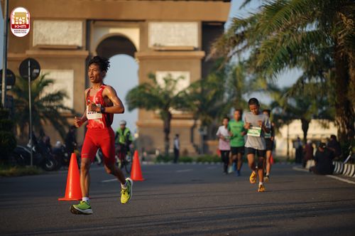 Race photo from Kediri Half Marathon 2024