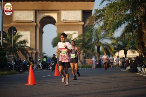 Race photo from Kediri Half Marathon 2024