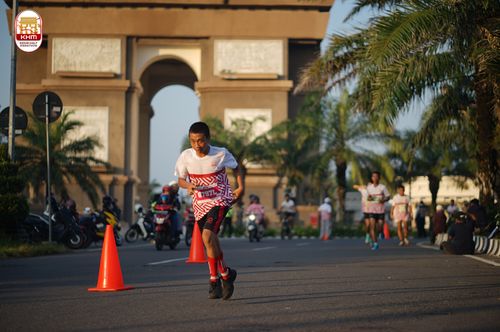 Race photo from Kediri Half Marathon 2024