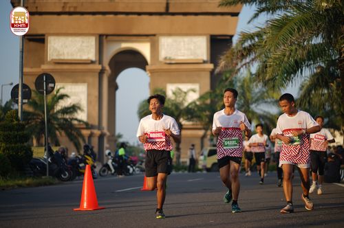 Race photo from Kediri Half Marathon 2024